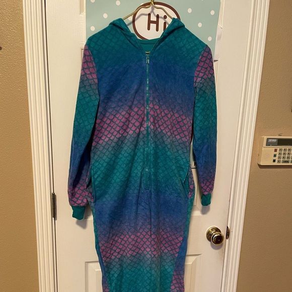 Xhilaration Other - Dragon Hooded Onesie Costume Pajamas with Wings